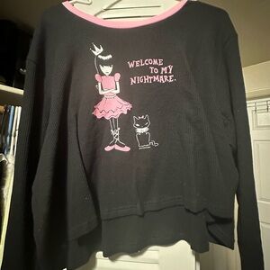 Dolls Kill Emily the strange 3X long sleeve crop top